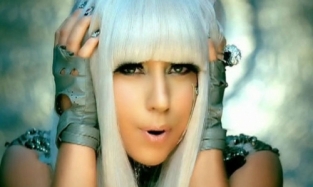 Леди Гага получила необычный рождественский подарок